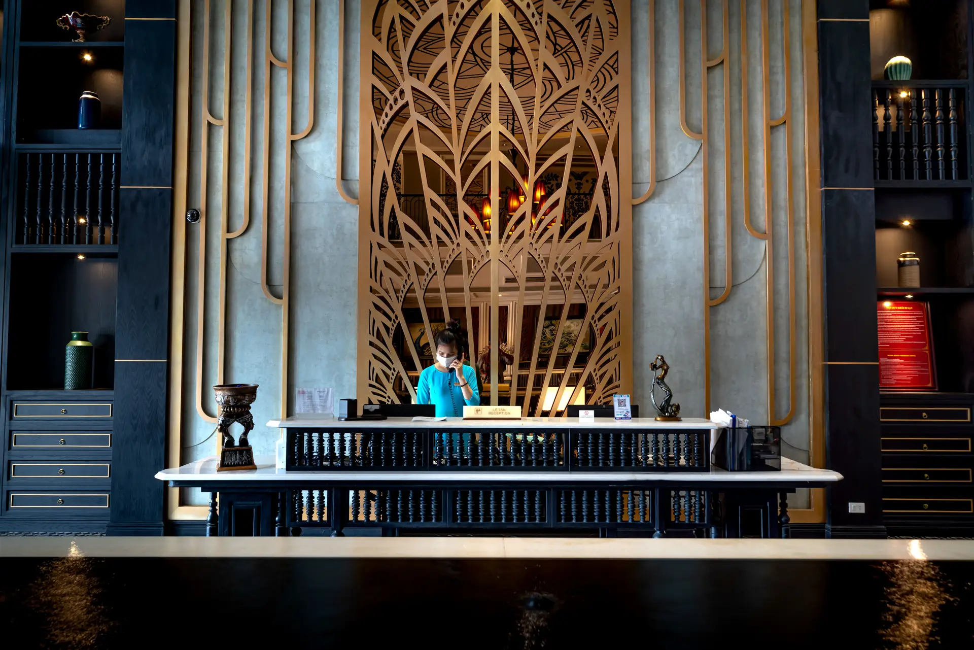 Luxury Reception Desk